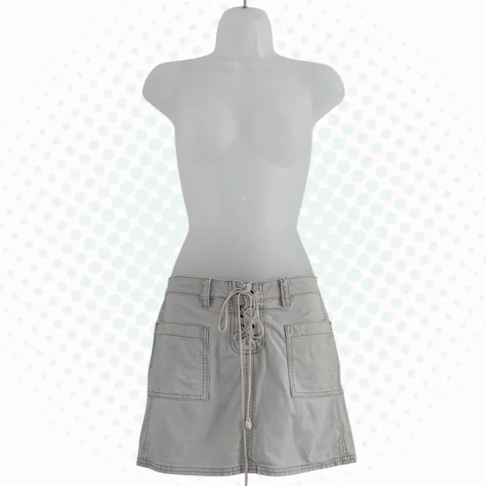 Vintage Y2K American Eagle Khaki Low Rise Lace Up Cargo Mini Skirt Size 0